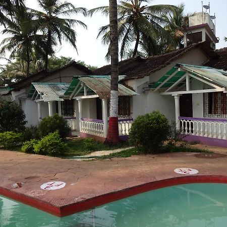 Colmar Beach Resort Majorda Buitenkant foto