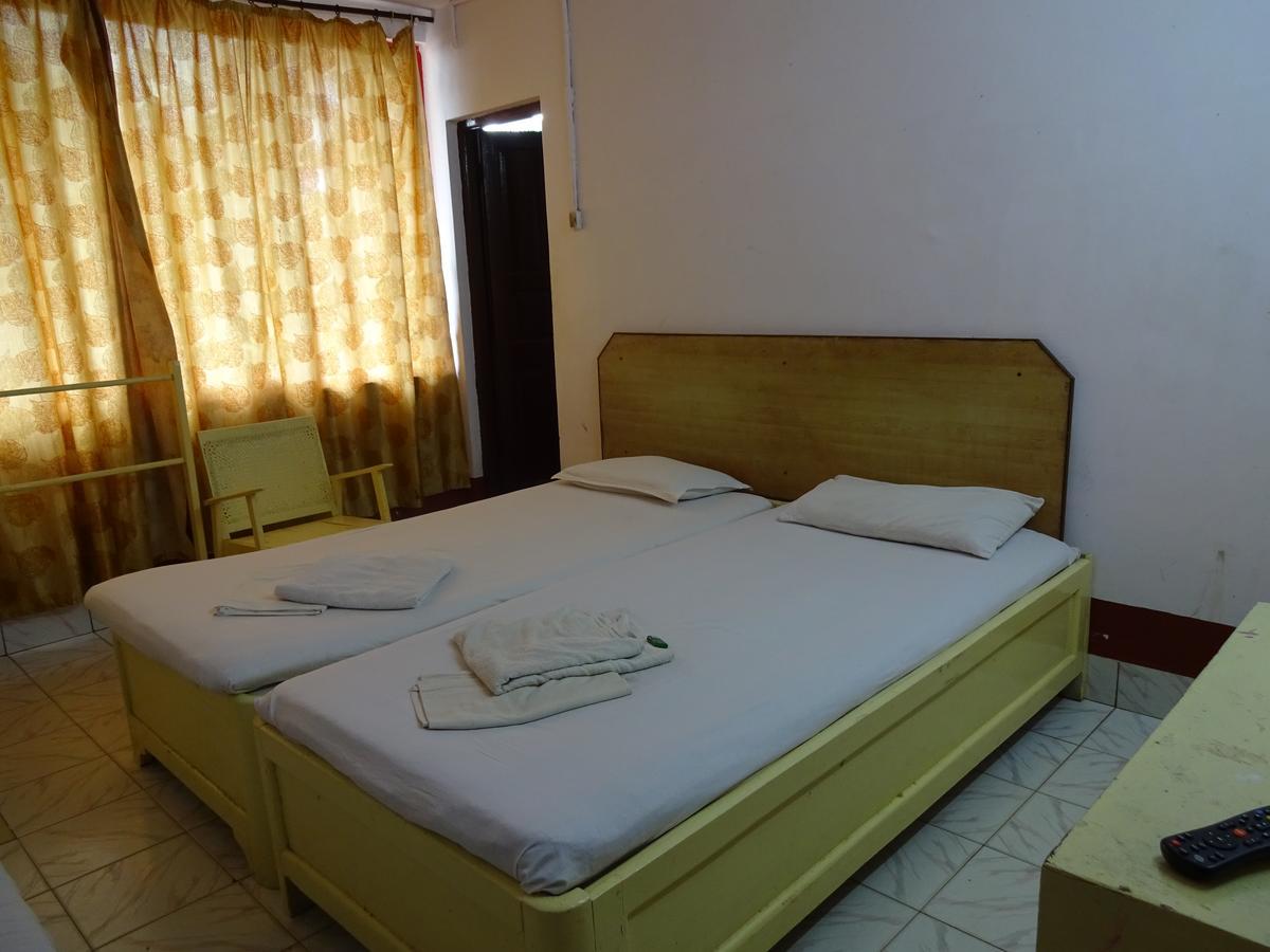 Colmar Beach Resort Majorda Buitenkant foto