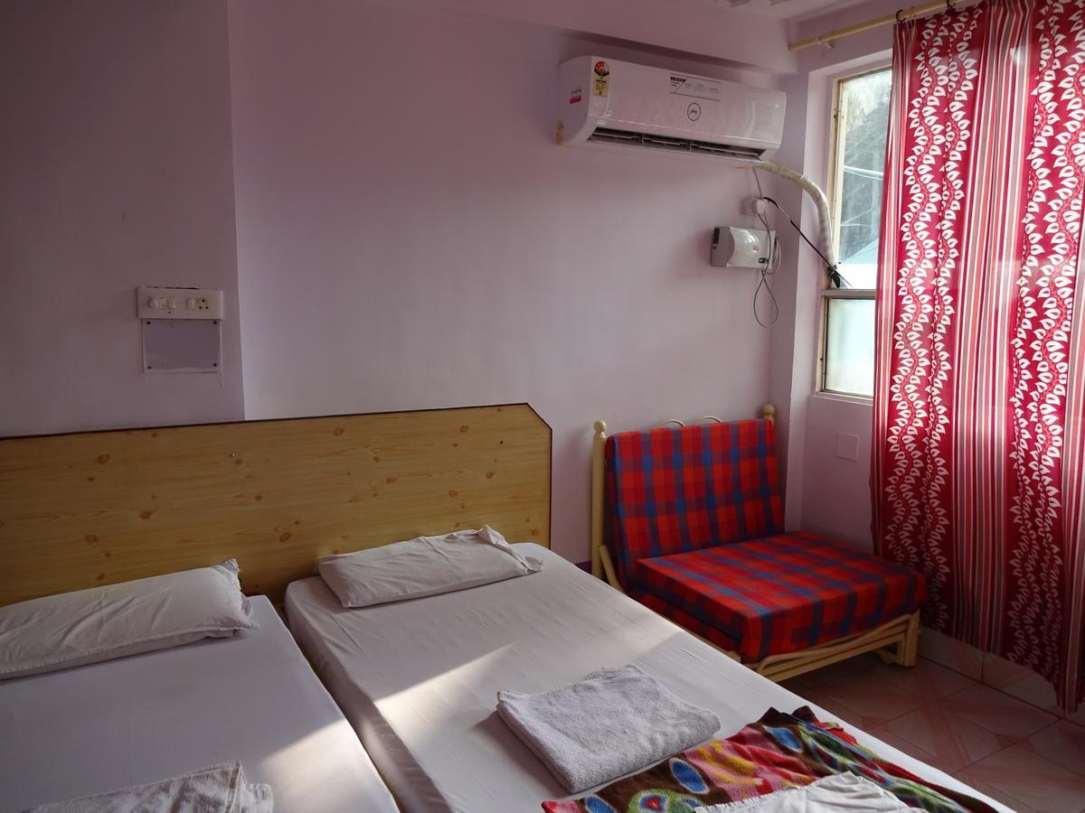 Colmar Beach Resort Majorda Buitenkant foto